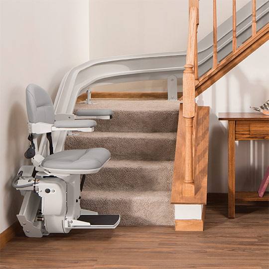 Bruno Elite Custom Curved Stairlift for Elderly